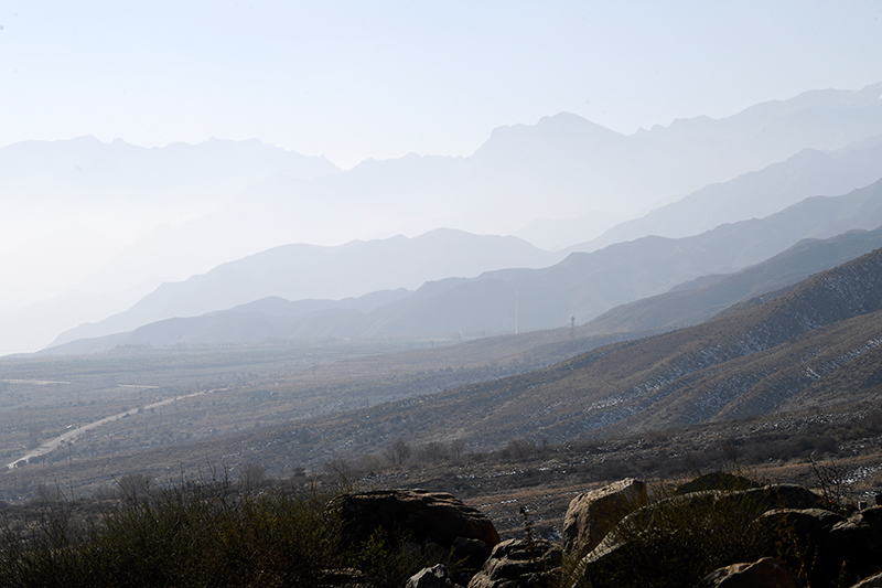 冬日贺兰山