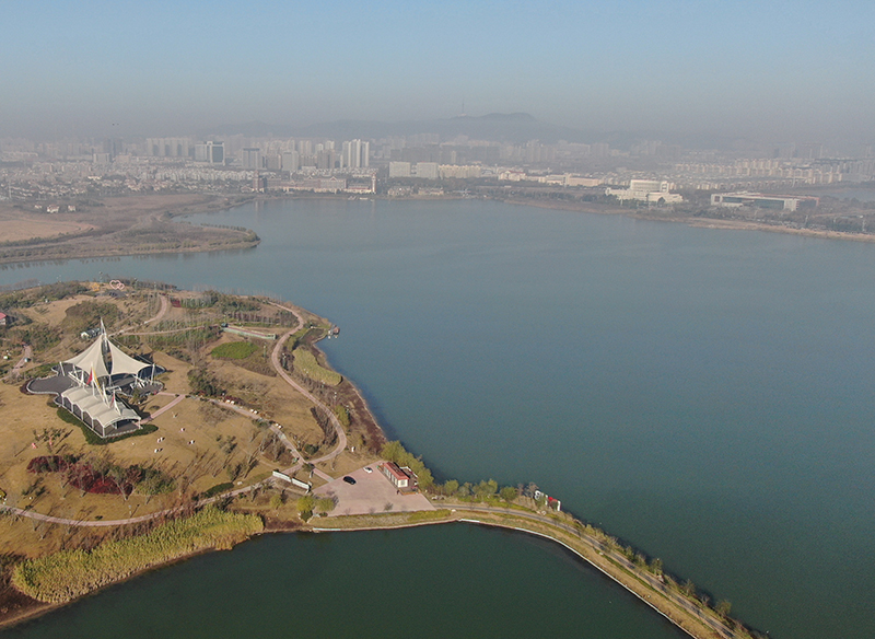 昔日采煤塌陷区 今日秀丽生态园