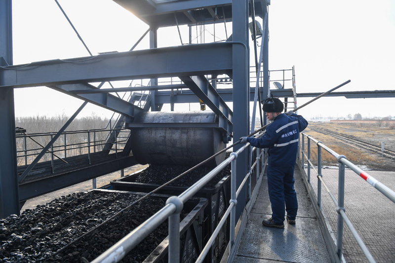 内蒙古锡林郭勒：加强煤炭运输 保障能源供给