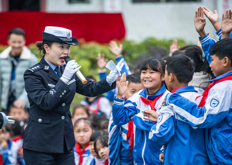 交通安全教育进校园