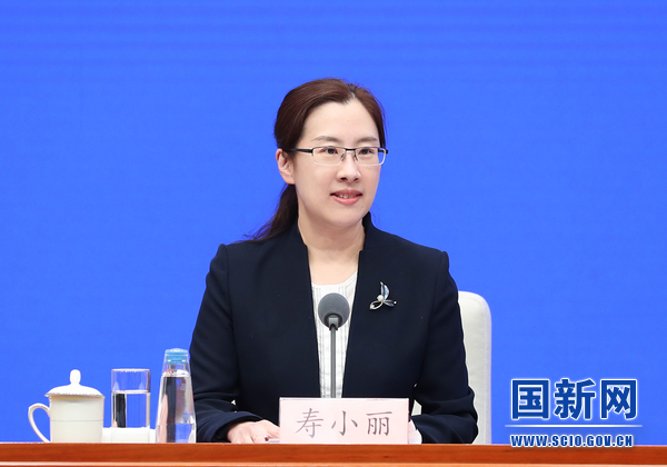 国务院新闻办新闻局副局长新闻发言人寿小丽