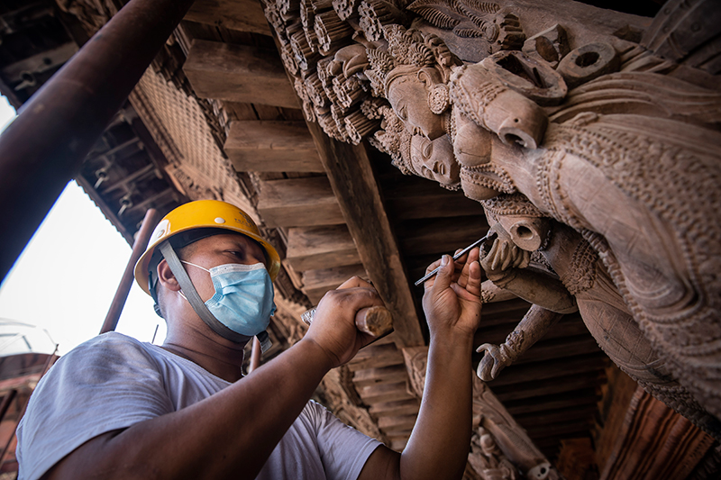 中国援助加德满都杜巴广场九层神庙建筑群修复项目文物本体维修圆满完成