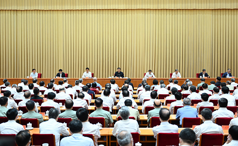 习近平在省部级主要领导干部“学习习近平总书记重要讲话精神，迎接党的二十大”专题研讨班上发表重要讲话(图4)