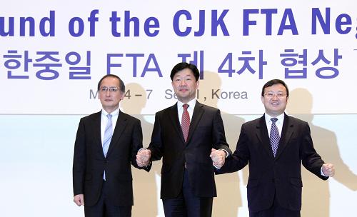 中日韩自贸区谈判举行_中华人民共和国中央人民政府门户网站