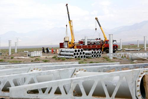 新疆:光伏发电热哈密_图片_新闻_中国政府网