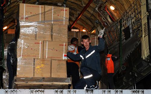 中国政府援助叙利亚紧急医用物资运抵大马士革