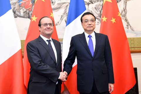 11月3日,国务院总理李克强在北京钓鱼台国宾馆会见来华进行国事访问的法国总统奥朗德。