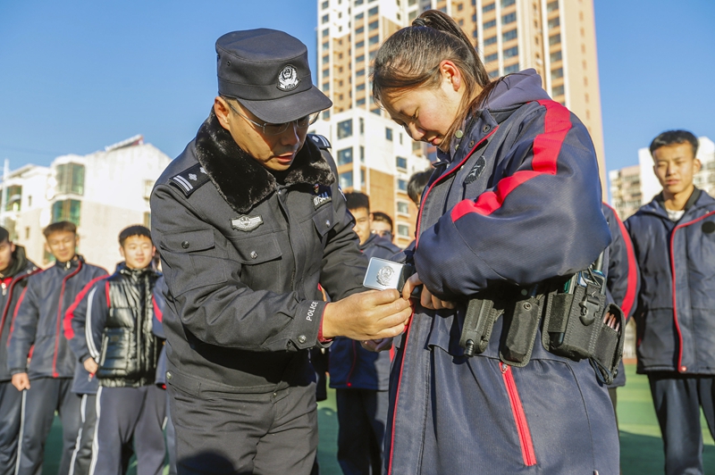 各地举办活动庆祝中国人民警察节(图12)
