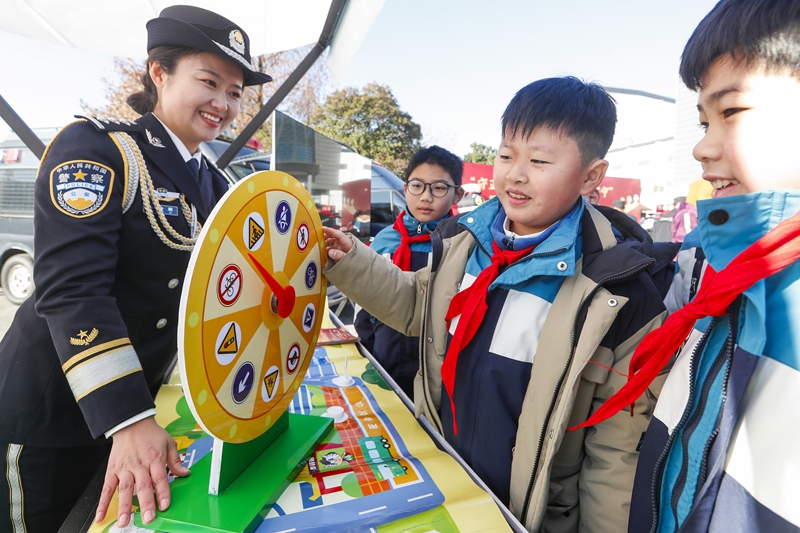各地举办活动庆祝中国人民警察节(图15)