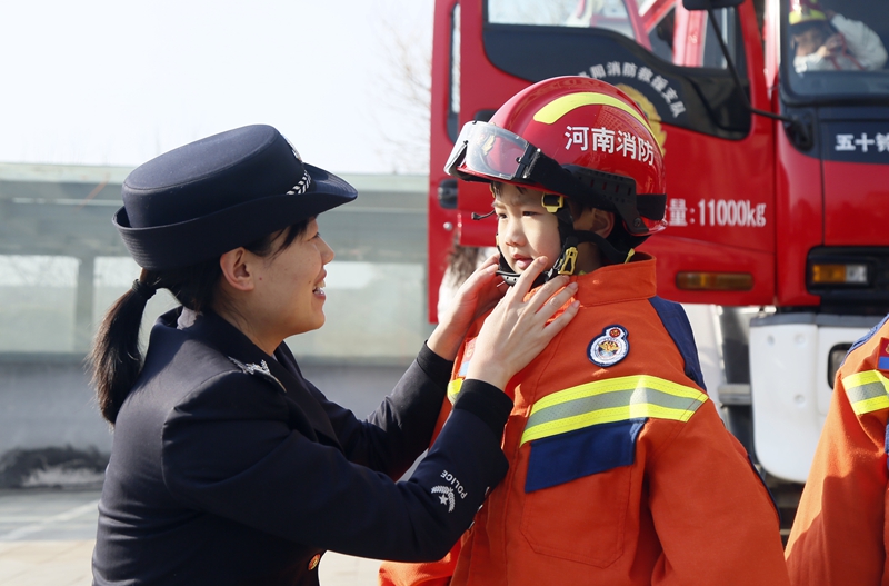 各地举办活动庆祝中国人民警察节(图17)