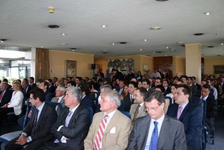 西班牙马德里举办中国经济贸易研讨会