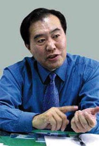 安全监管总局新闻发言人、政策法规司司长 黄毅
