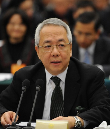 全国政协委员黄如楷说,2008年初内地南方发生低温雨雪冰冻灾害,澳门各界人士的爱国主义和民族认同感再一次被极大激发出来,踊跃向灾区献爱心。澳门红十字会将协助灾情较严重的6个省份进行灾后重建,其中包括教育设施及居民建筑等。 新华社记者 黄敬文 摄