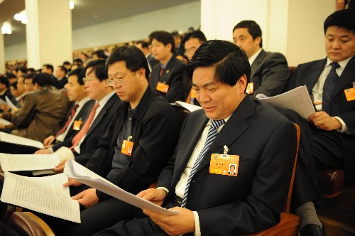 3月5日,第十一届全国人民代表大会第一次会议在北京人民大会堂开幕。这是全国政协委员列席开幕会。 新华社记者 高洁 摄