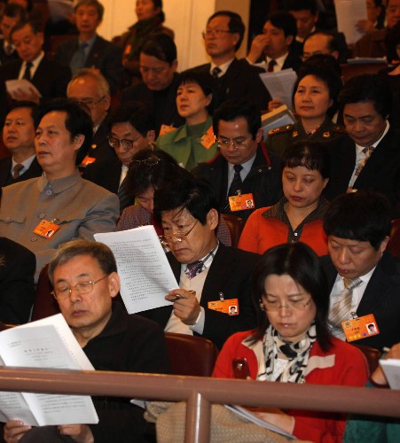 3月5日,第十一届全国人民代表大会第一次会议在北京人民大会堂开幕。这是全国政协委员列席开幕会。 新华社记者 王建民 摄