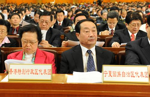 这是香港特别行政区代表团、宁夏回族自治区代表团在会场。新华社记者 陈树根 摄
