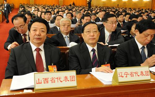 这是山西省代表团、辽宁省代表团在会场。 新华社记者 陈树根 摄