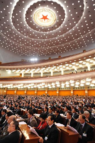 3月10日,全国政协十一届三次会议在北京人民大会堂举行第四次全体会议。 新华社记者黄敬文摄