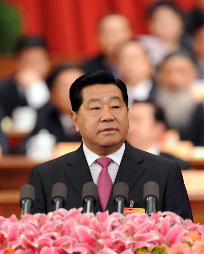 3月3日,中国人民政治协商会议第十一届全国委员会第三次会议在北京开幕,全国政协主席贾庆林代表政协第十一届全国委员会常务委员会作工作报告。 新华社记者黄敬文摄