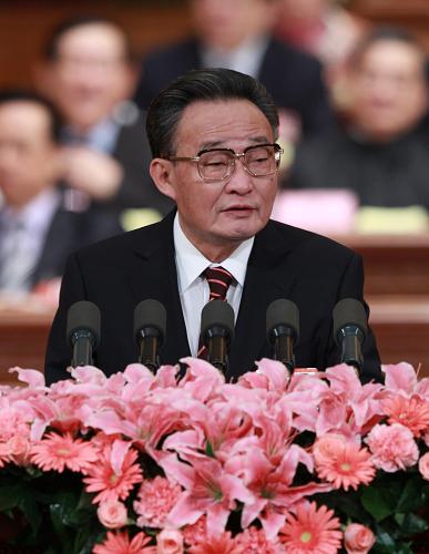 3月10日,十一届全国人大四次会议在北京人民大会堂举行第二次全体会议。全国人民代表大会常务委员会委员长吴邦国作全国人民代表大会常务委员会工作报告。 新华社记者 庞兴雷 摄