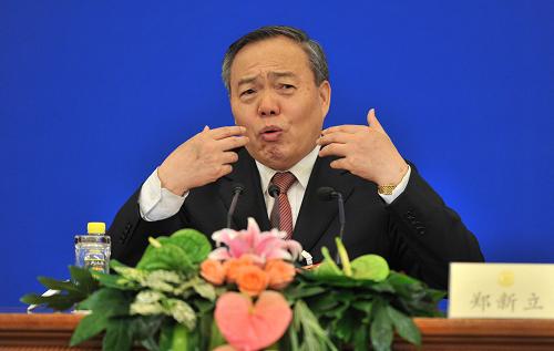 3月8日,全国政协委员郑新立答记者问。新华社记者 岳月伟 摄