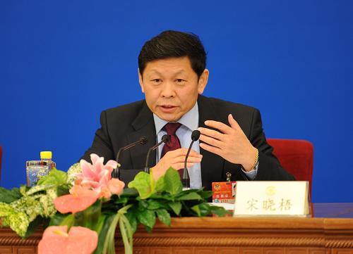 3月8日,全国政协委员宋晓梧答记者问。新华社记者 杨世尧 摄