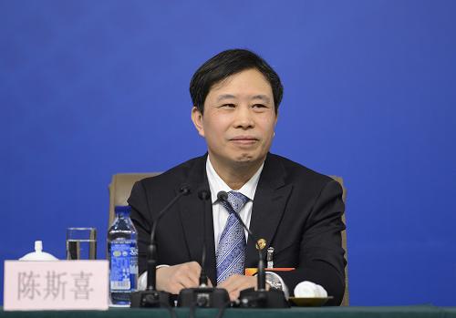 这是陈斯喜在记者会上。新华社记者 王鹏 摄