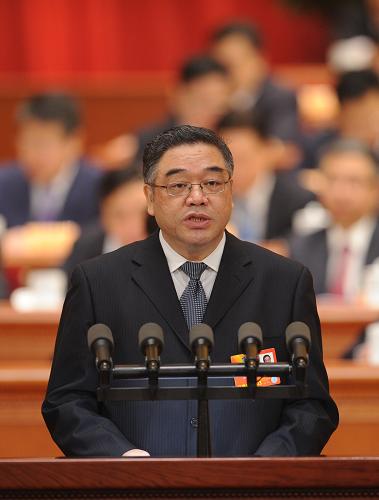 3月8日,全国政协十二届一次会议在北京人民大会堂举行第三次全体会议。这是朱永新委员代表民进中央作《县区义务教育均衡发展是促进教育公平的当务之急》的发言。 新华社记者 张铎 摄