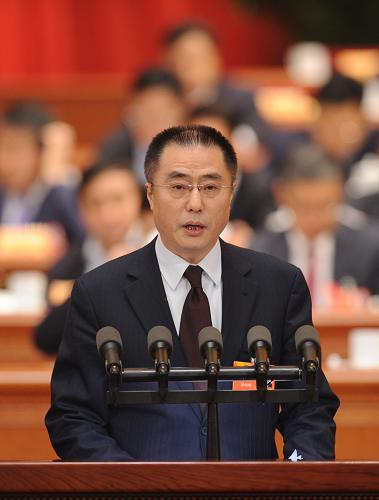 3月8日,全国政协十二届一次会议在北京人民大会堂举行第三次全体会议。这是薄绍晔委员作《让残疾人和全国人民一起实现小康》的发言。 新华社记者 张铎 摄