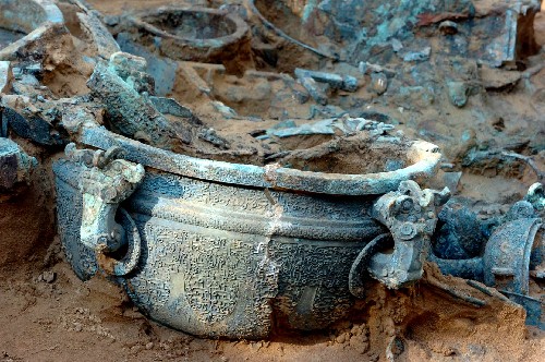 河南出土的著名青铜器图片