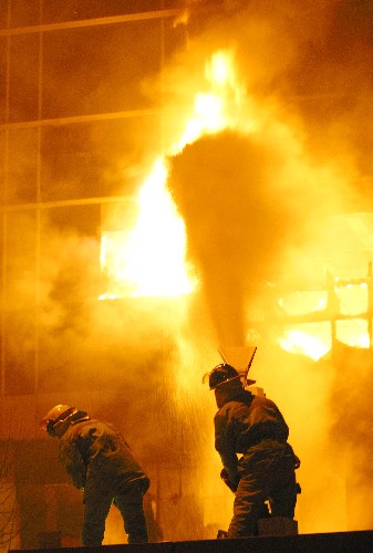 乌鲁木齐火灾图片