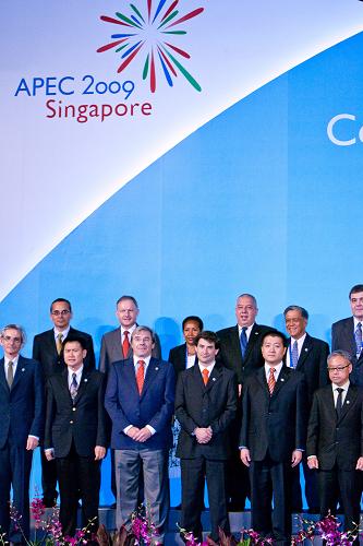 亚太经合组织高官会议在新加坡闭幕