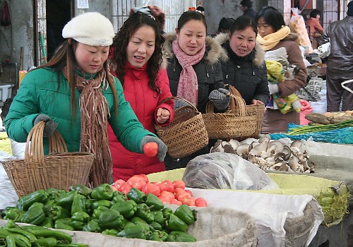 竹编菜篮子重现市场