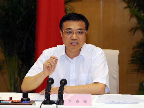 李克强出席全国农村环境保护工作电视电话会议