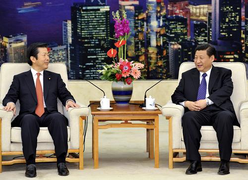 12月15日,中共中央政治局常委、国家副主席习近平在北京人民大会堂会见以党首山口那津男为团长的日本公明党代表团。新华社记者 黄敬文 摄