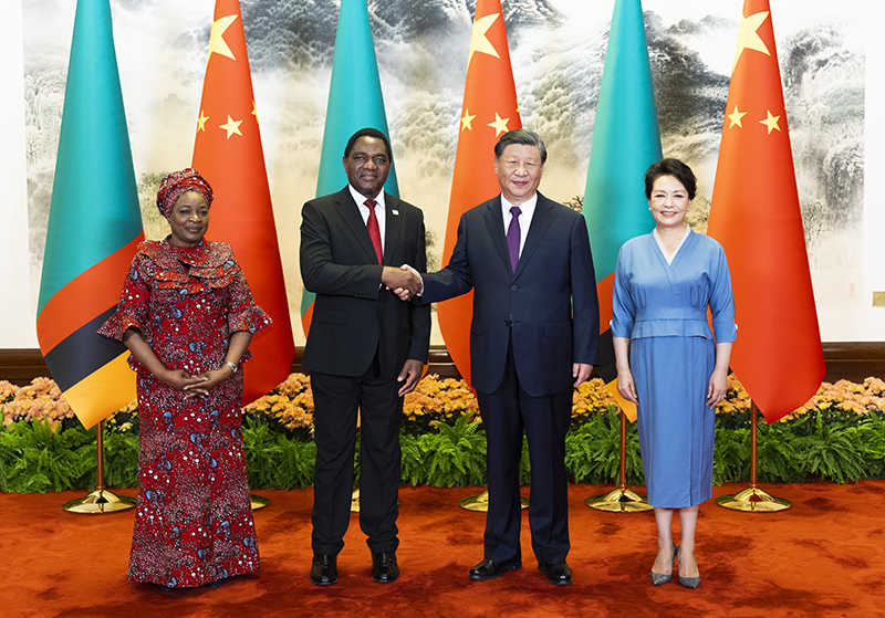 总统访华习同赞比亚总统希奇莱马会谈