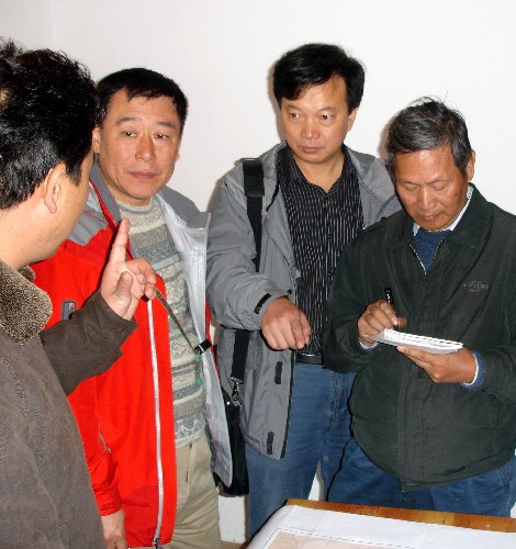 [十七大代表风采]李文昌:在"三江"地区发现宝藏