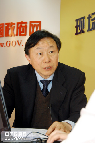 王荣华回答网民问题