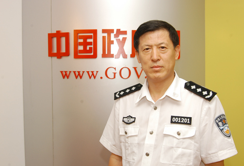 武冬立作客中国政府网