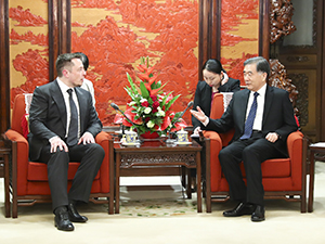 美国客人-300.jpg