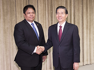 郭声琨-300.jpg
