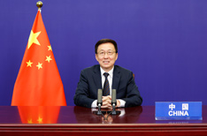 题图aa.jpg