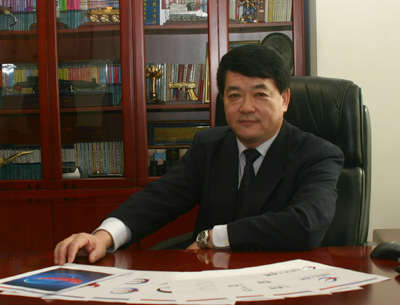 国防科工委副秘书长胡亚枫