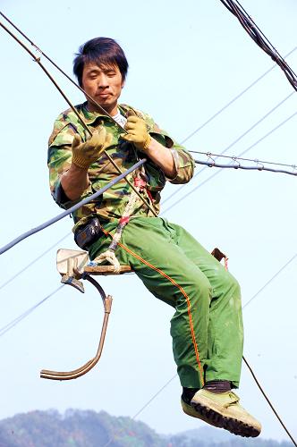 福建军民抗击沙县森林火灾取得阶段性胜利
