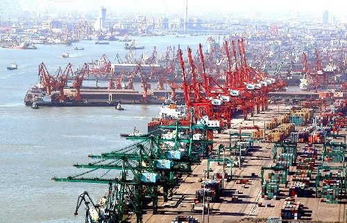 18大以来经济总量稳居世界第_世界经济总量图片(2)