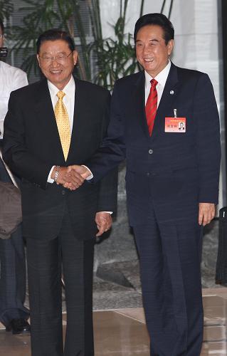 裕元董事长_裕元集团董事长蔡其瑞(3)