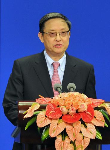 4月15日,博鳌亚洲论坛秘书长周文重主持开幕式。 当日,博鳌亚洲论坛2011年年会在海南博鳌开幕。新华社记者 姜恩宇 摄