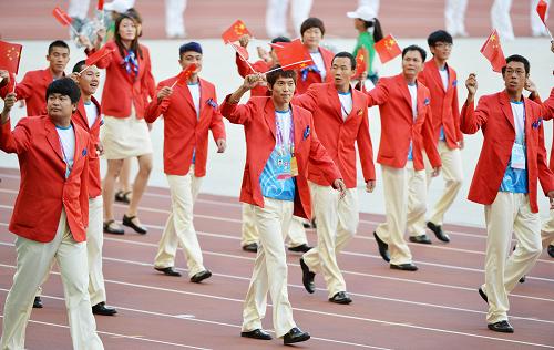 8月31日,天津市体育代表团入场。新华社记者陈晔华摄