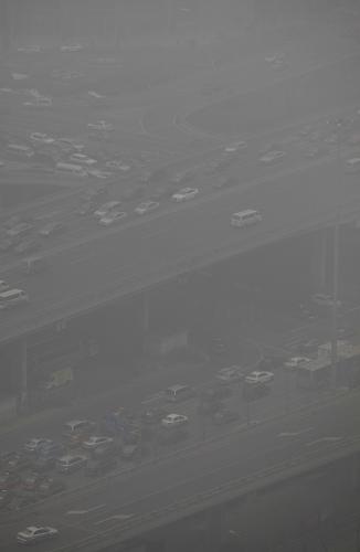 1月23日俯拍的北京国贸附近的场景。新华社记者 王申 摄