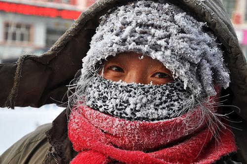 内蒙古呼伦贝尔现零下40摄氏度严寒天气